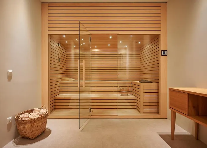 Luxury Hvar Deluxe Palace 1 With Heated Pool, Gym And Sauna