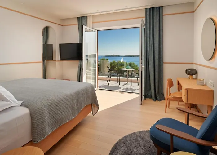 Villa Luxury Hvar Deluxe Palace 1 With Heated Pool, Gym And Sauna *