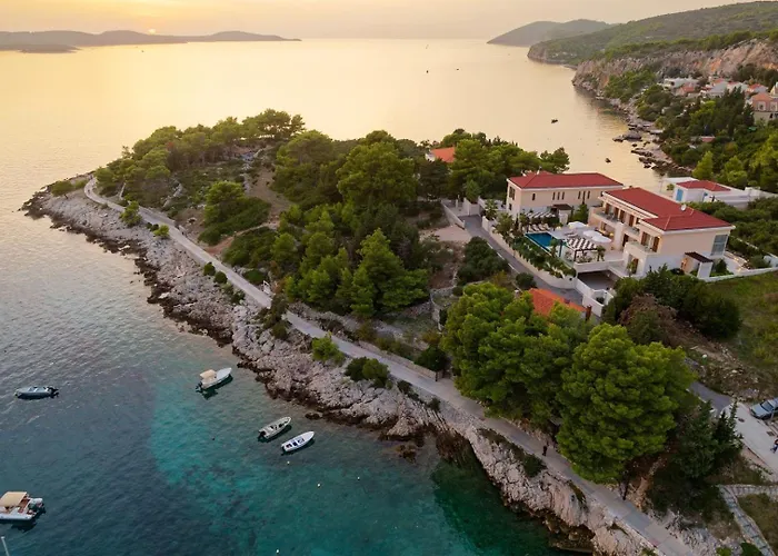 Luxury Hvar Deluxe Palace 1 With Heated Pool, Gym And Sauna Villa Hvar Town