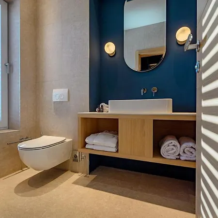 Luxury Hvar Deluxe Palace 1 With Heated Pool, Gym And Sauna