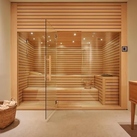 Luxury Hvar Deluxe Palace 1 With Heated Pool, Gym And Sauna