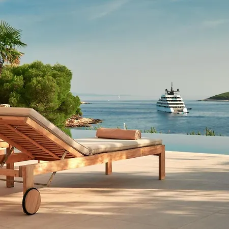 Luxury Hvar Deluxe Palace 1 With Heated Pool, Gym And Sauna