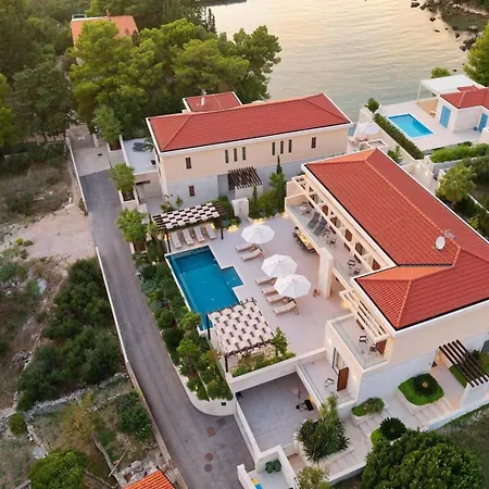 Luxury Hvar Deluxe Palace 1 With Heated Pool, Gym And Sauna *
