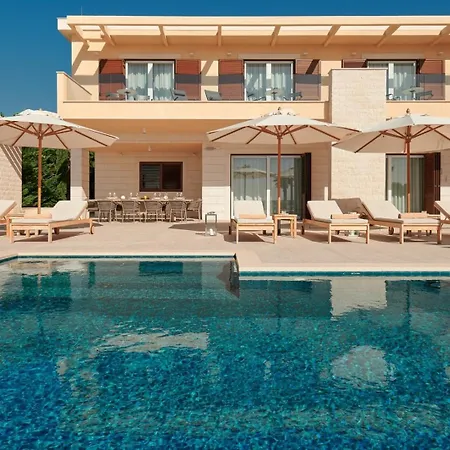 Willa Luxury Hvar Deluxe Palace 1 With Heated Pool, Gym And Sauna *