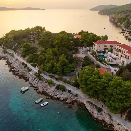 Luxury Hvar Deluxe Palace 1 With Heated Pool, Gym And Sauna Villa Hvar Town