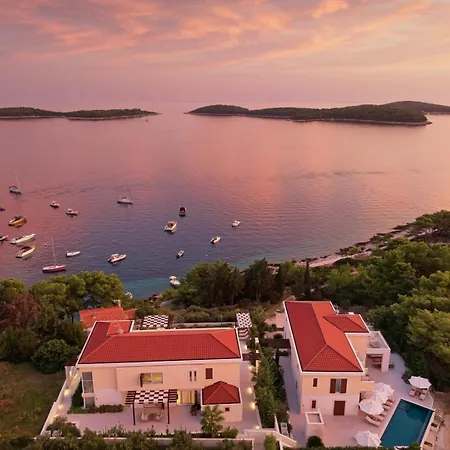 Villa Luxury Hvar Deluxe Palace 1 With Heated Pool, Gym And Sauna