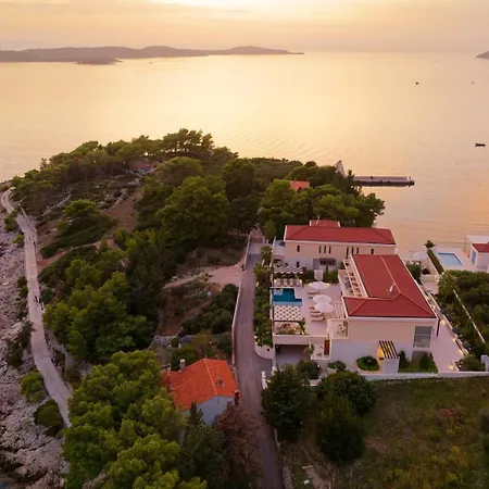 Luxury Hvar Deluxe Palace 1 With Heated Pool, Gym And Sauna Villa
