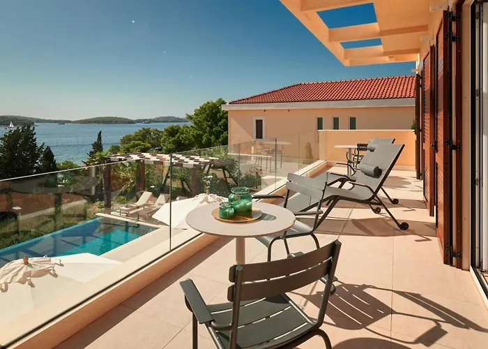 Villa Luxury Hvar Deluxe Palace 1 With Heated Pool, Gym And Sauna