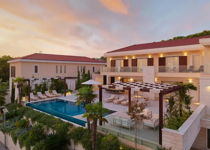 Villa Luxury Hvar Deluxe Palace 1 With Heated Pool, Gym And Sauna *